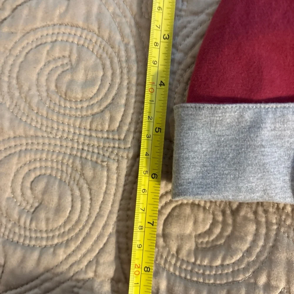 Washington Redskins Red and‎ Gray Beanie with Embroidered Logo